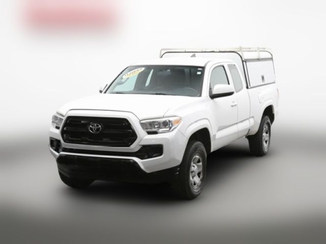 2017 Toyota Tacoma SR