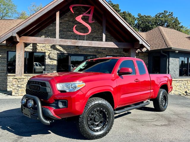 2017 Toyota Tacoma SR