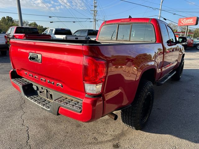 2017 Toyota Tacoma SR