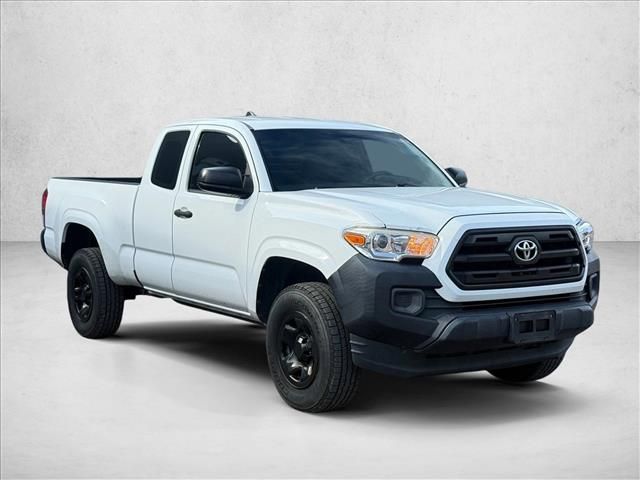 2017 Toyota Tacoma SR