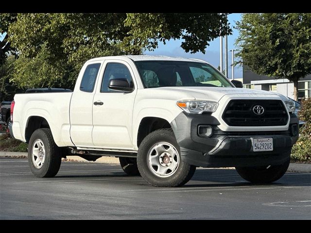 2017 Toyota Tacoma SR