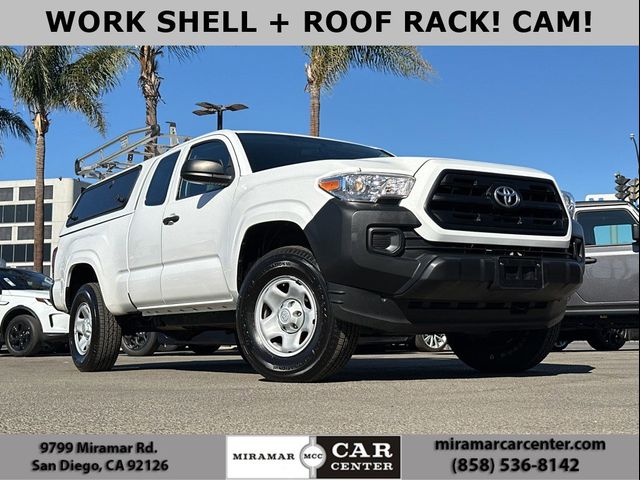 2017 Toyota Tacoma SR