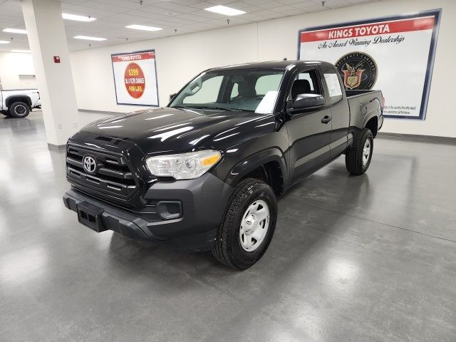 2017 Toyota Tacoma SR