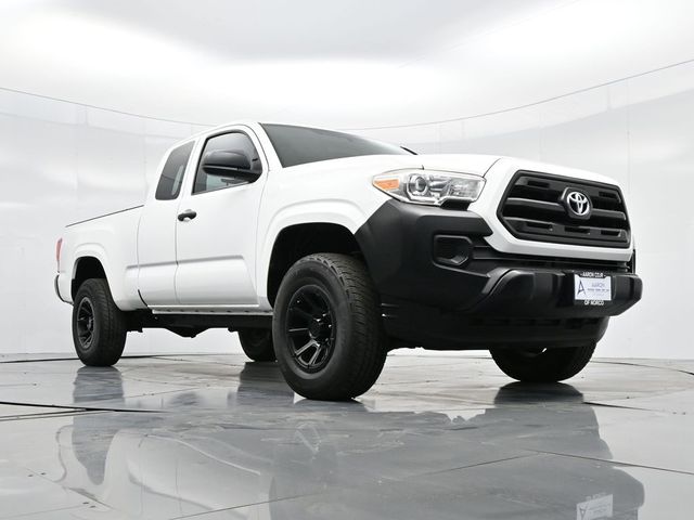 2017 Toyota Tacoma SR