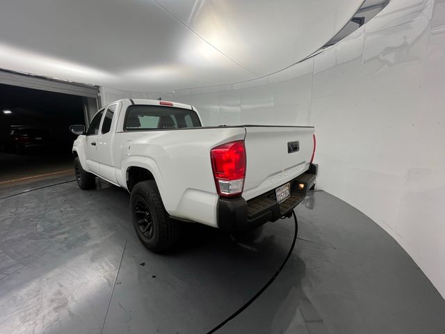 2017 Toyota Tacoma SR