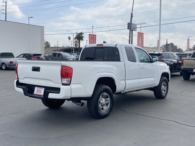 2017 Toyota Tacoma SR