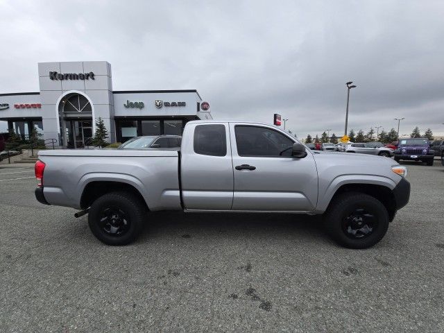 2017 Toyota Tacoma SR