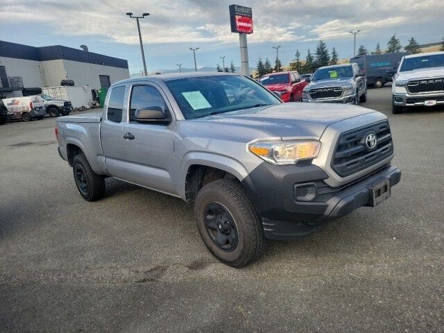 2017 Toyota Tacoma SR