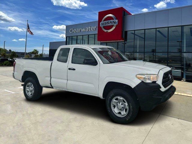 2017 Toyota Tacoma SR