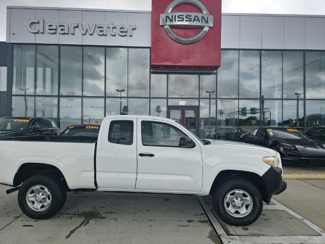 2017 Toyota Tacoma SR