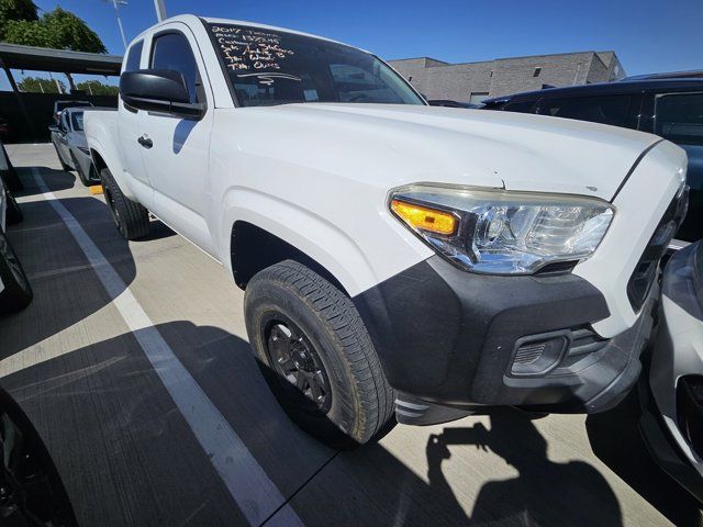 2017 Toyota Tacoma SR