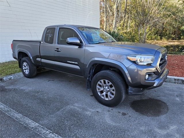 2017 Toyota Tacoma SR