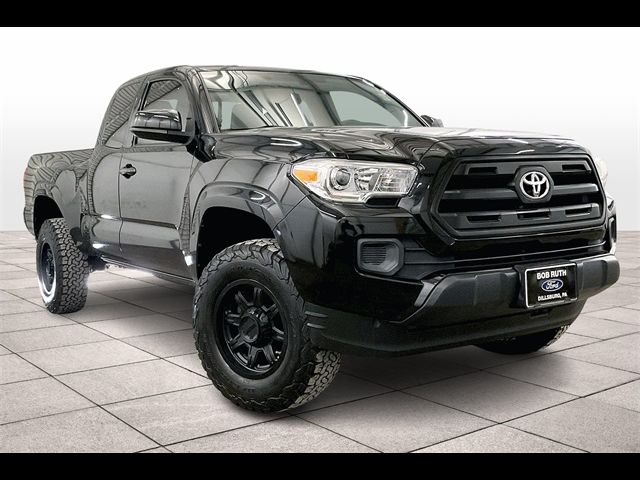 2017 Toyota Tacoma SR