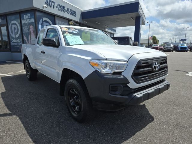 2017 Toyota Tacoma SR