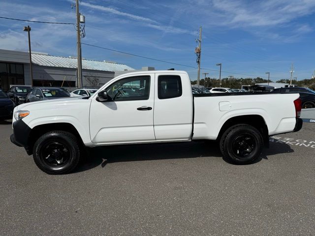 2017 Toyota Tacoma SR