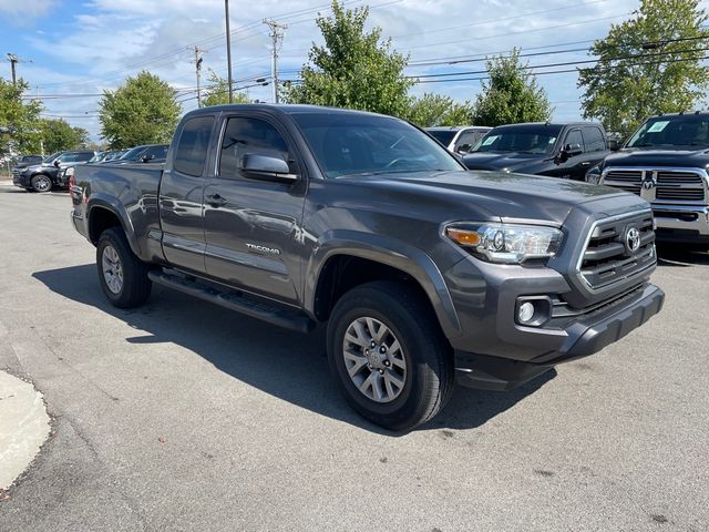 2017 Toyota Tacoma SR