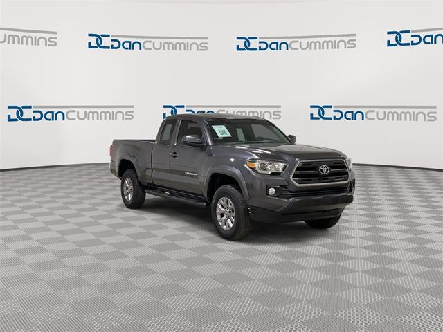 2017 Toyota Tacoma SR