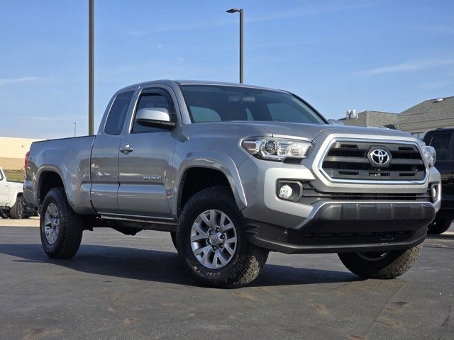 2017 Toyota Tacoma SR