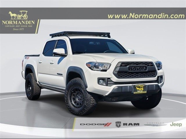 2017 Toyota Tacoma SR5