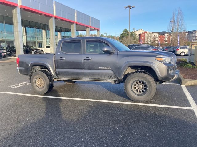 2017 Toyota Tacoma SR5