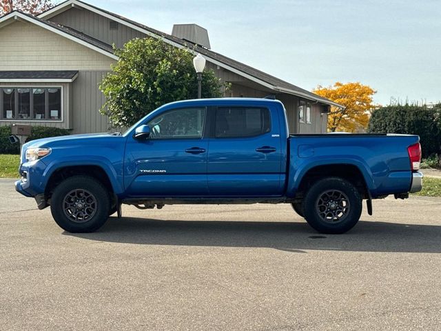 2017 Toyota Tacoma SR5