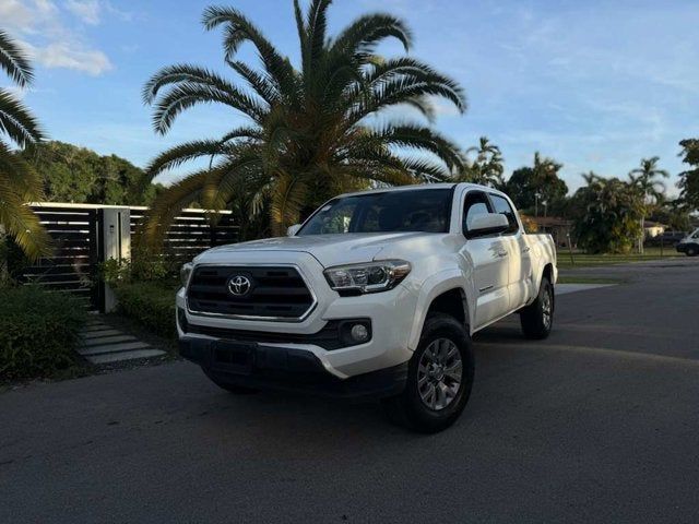 2017 Toyota Tacoma SR
