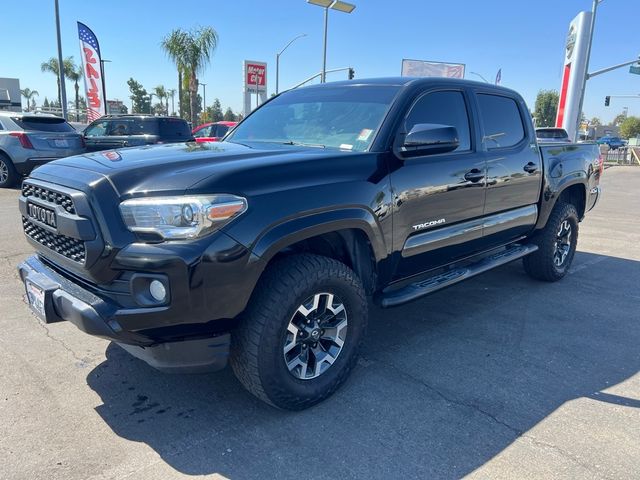 2017 Toyota Tacoma SR5