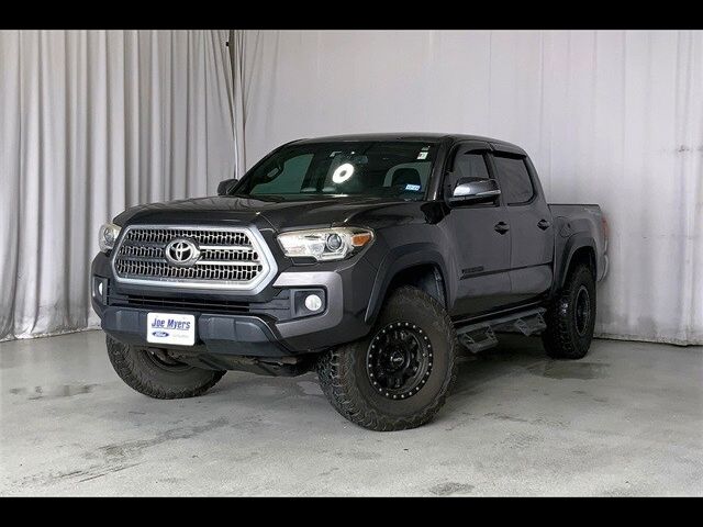 2017 Toyota Tacoma SR5