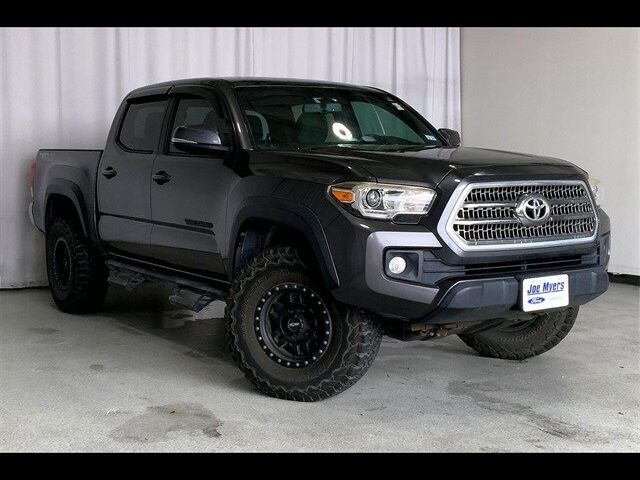 2017 Toyota Tacoma SR5