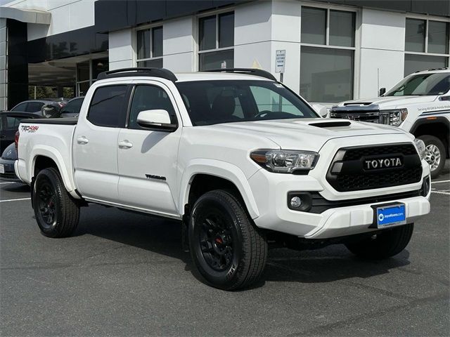 2017 Toyota Tacoma SR5