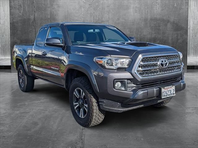 2017 Toyota Tacoma TRD Sport