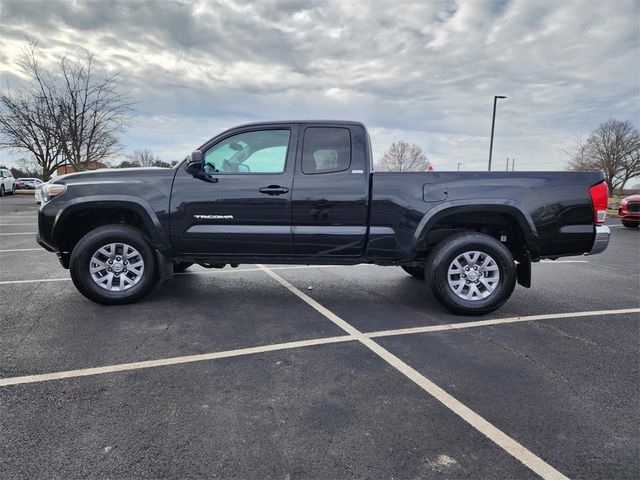 2017 Toyota Tacoma SR5