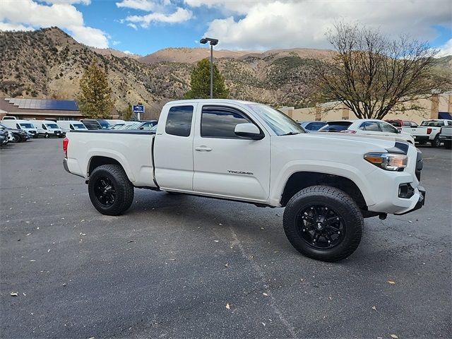 2017 Toyota Tacoma SR5