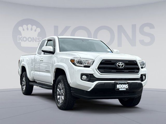 2017 Toyota Tacoma SR5