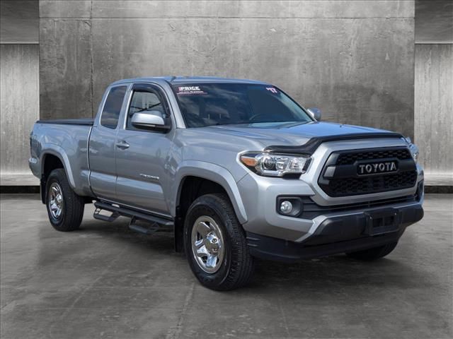 2017 Toyota Tacoma SR5