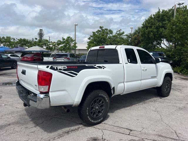 2017 Toyota Tacoma SR5