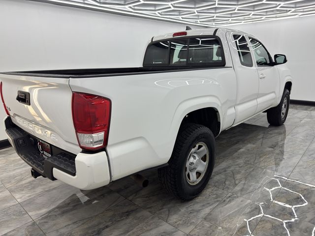2017 Toyota Tacoma SR