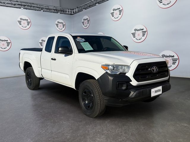 2017 Toyota Tacoma SR
