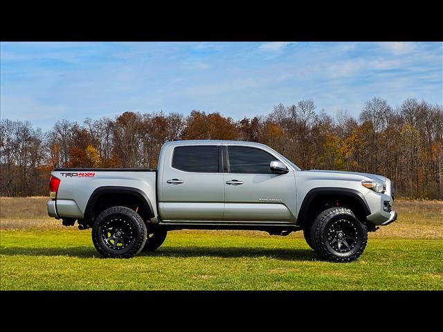 2017 Toyota Tacoma 