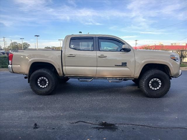 2017 Toyota Tacoma 