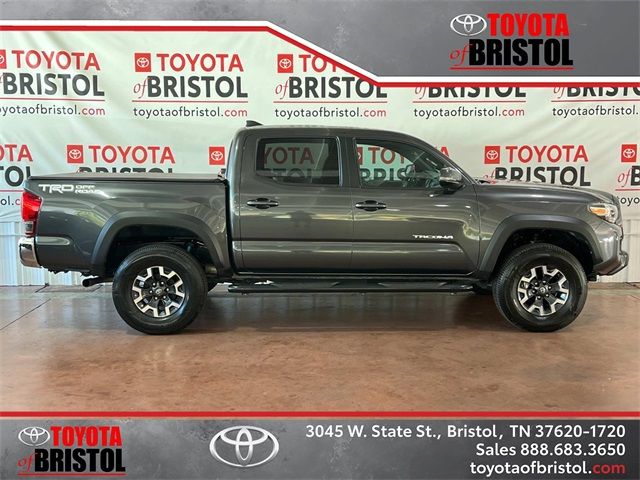 2017 Toyota Tacoma 