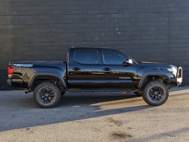 2017 Toyota Tacoma 