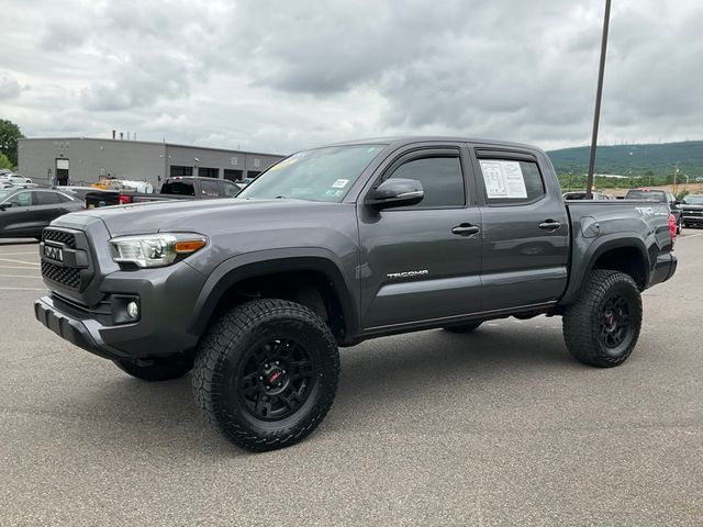 2017 Toyota Tacoma 