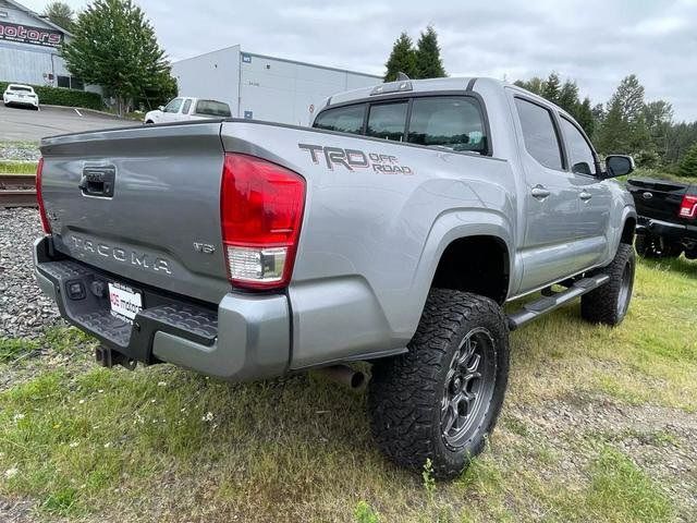 2017 Toyota Tacoma 