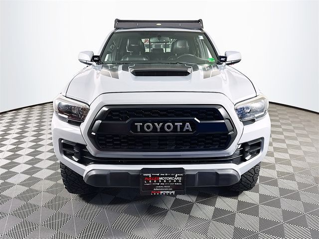 2017 Toyota Tacoma SR
