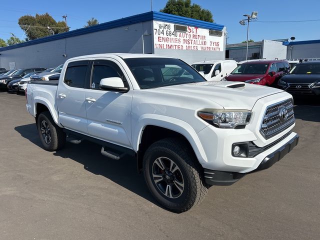 2017 Toyota Tacoma TRD Sport