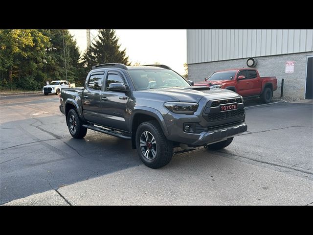 2017 Toyota Tacoma TRD Sport