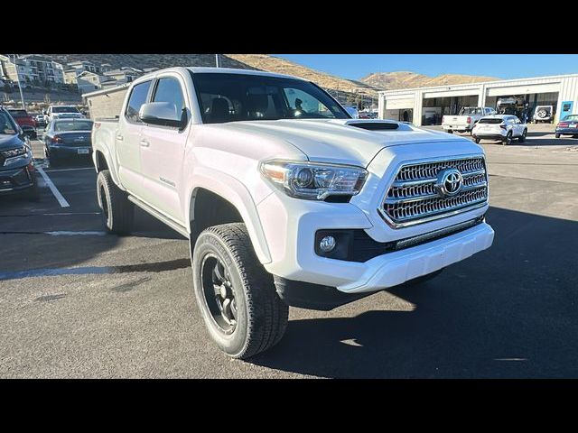 2017 Toyota Tacoma TRD Sport