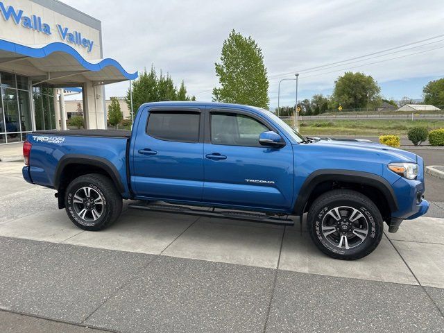 2017 Toyota Tacoma TRD Sport