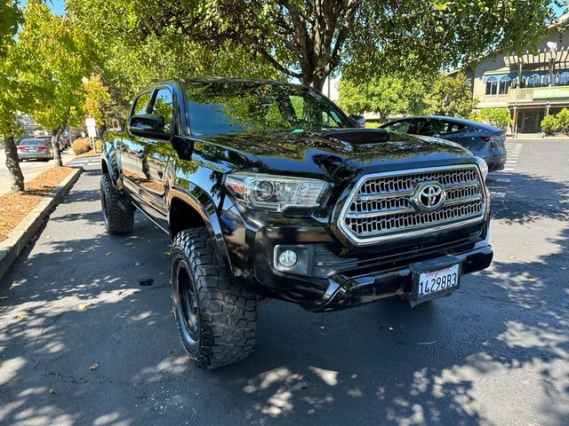 2017 Toyota Tacoma TRD Sport